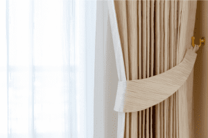 Read more about the article How To Clean Your Curtains