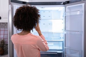 Read more about the article The Easiest Way To Clean Your Refrigerator