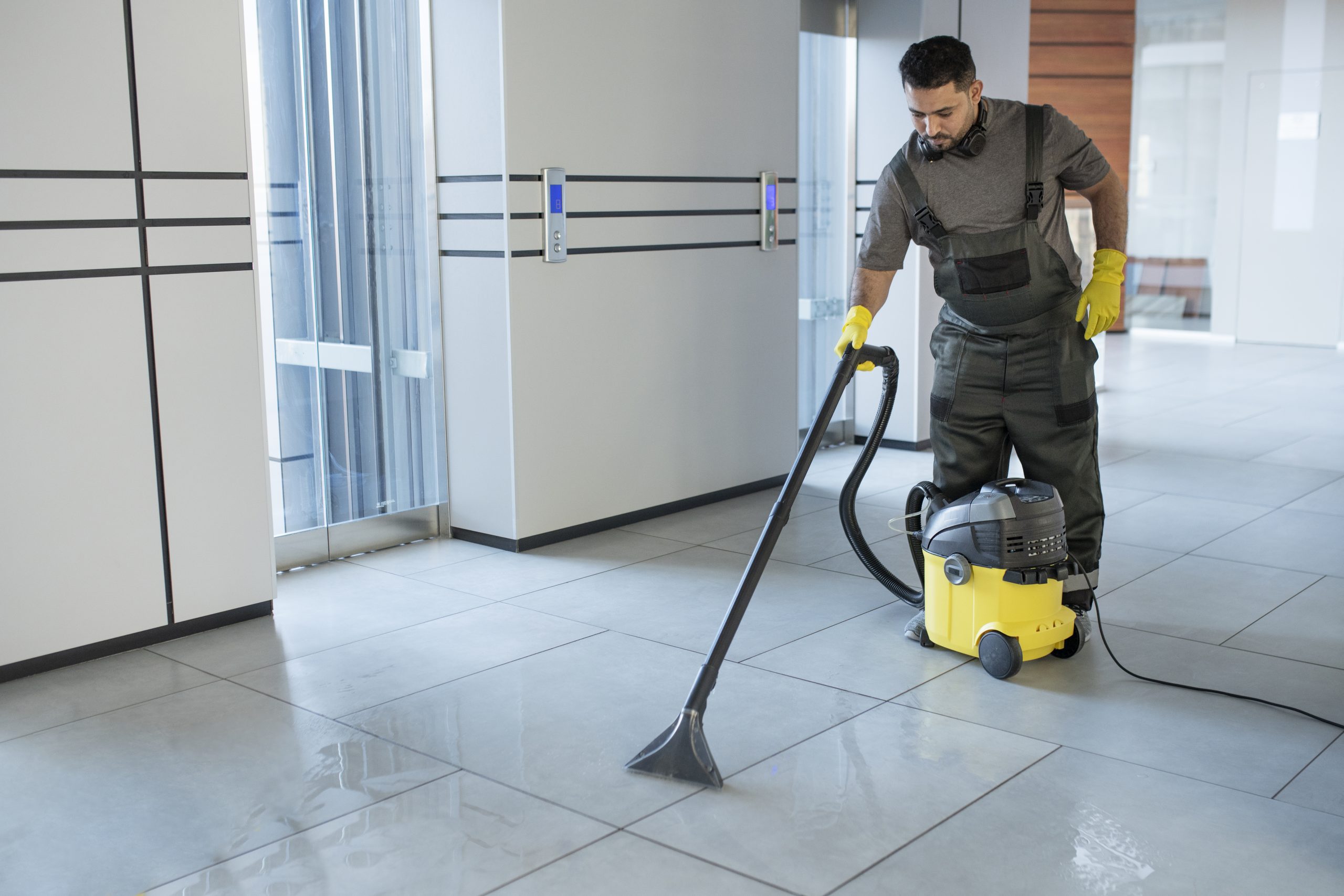 Read more about the article Spotless Solutions: Commercial Cleaning Services