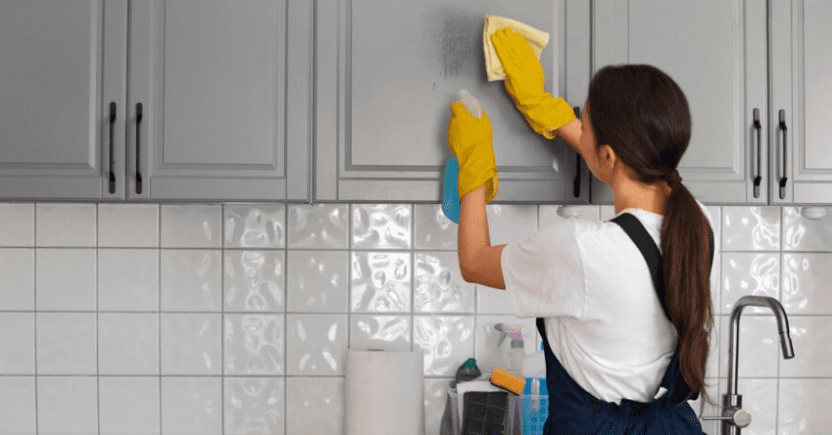 You are currently viewing The Ultimate Residential Cleaning Guide
